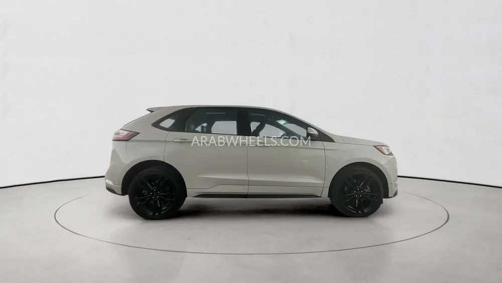 Ford Edge 2023 for Sale in Sharjah Image-8