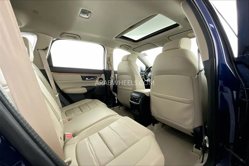 Honda CR-V 2022 for Sale in Sharjah Image-28