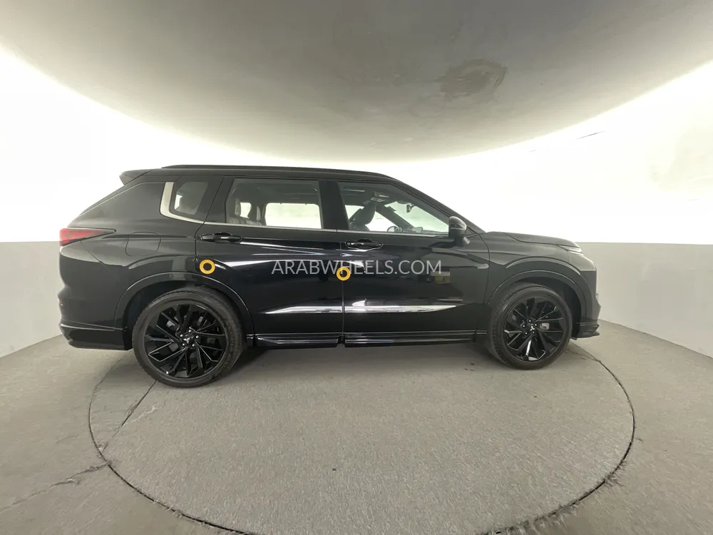 ميتسوبيشي أوتلاندر 2023 for Sale in دبي Image-29