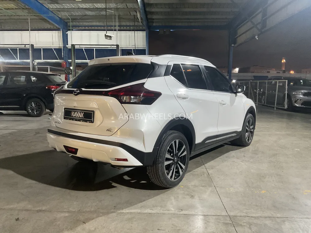 Nissan Kicks 2023 for Sale in Sharjah Image-4