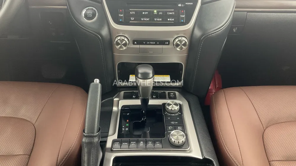 Toyota Land Cruiser 2019 for Sale in Sharjah Image-23
