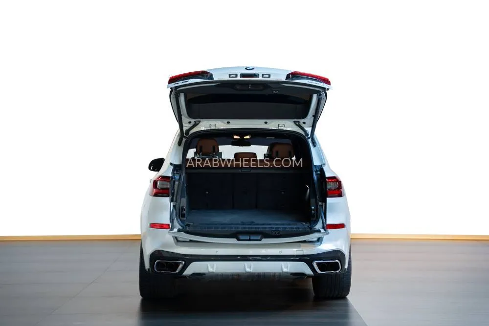 BMW X5 2019 for Sale in Dubai Image-4