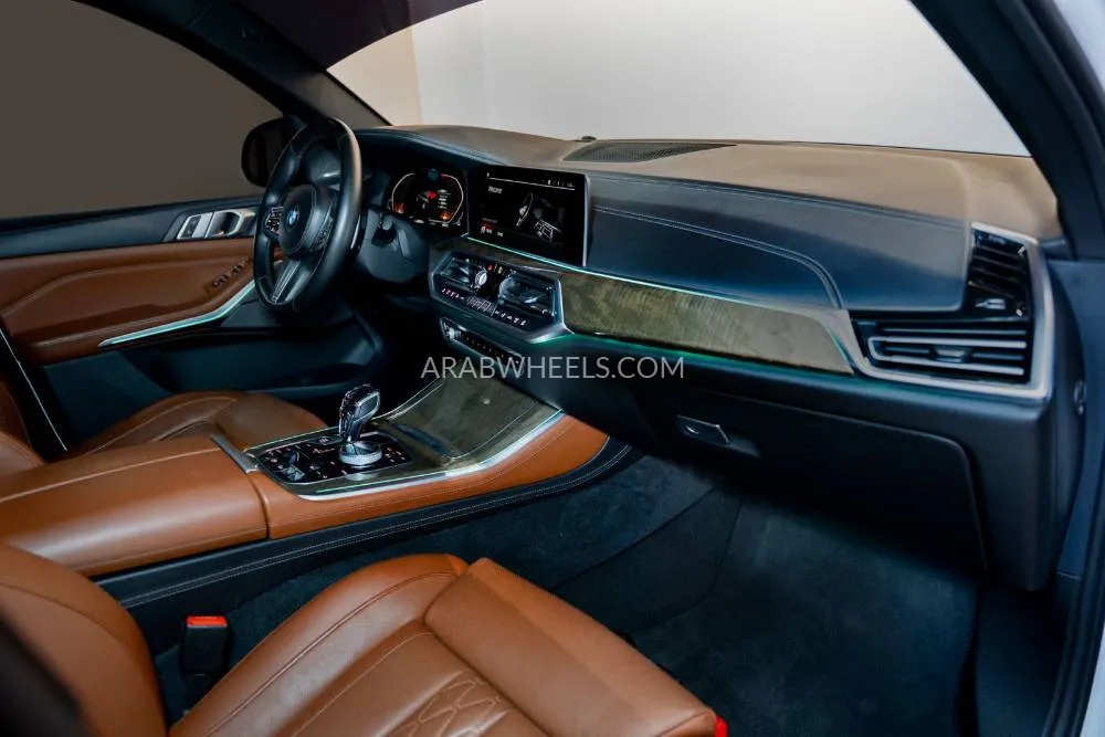 BMW X5 2019 for Sale in Dubai Image-11