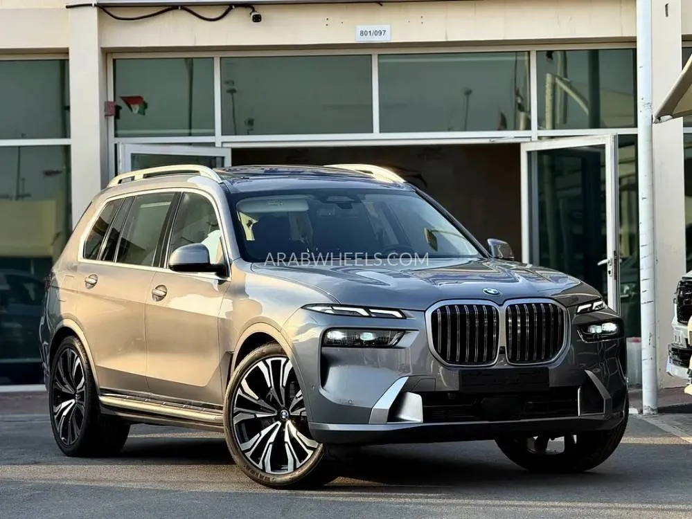 BMW X7 2024 for Sale in Sharjah Image-9