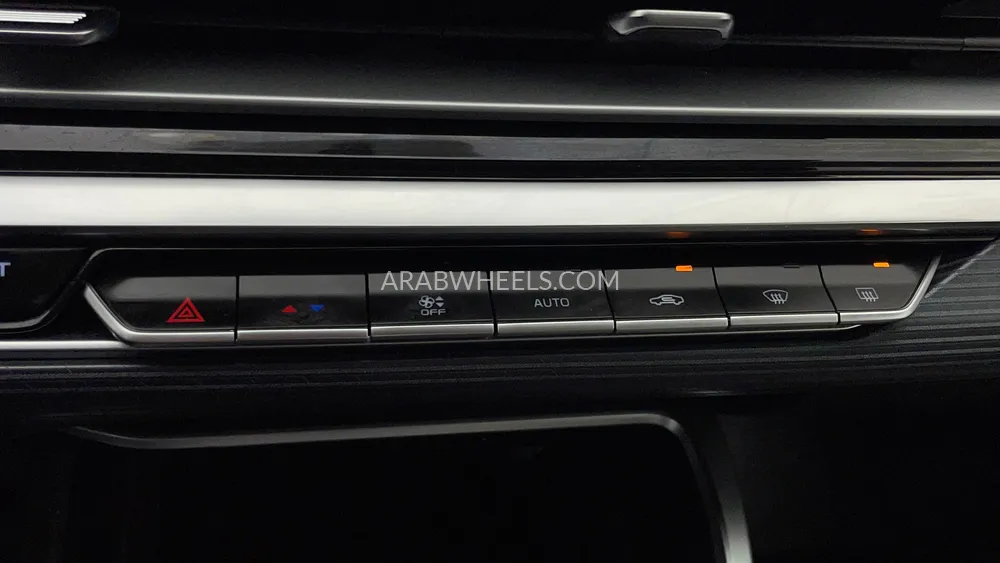 جيلي إمجراند 2025 for Sale in دبي Image-40