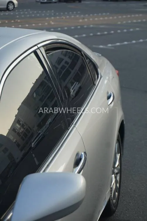 Lexus ES 2012 for Sale in Dubai Image-6