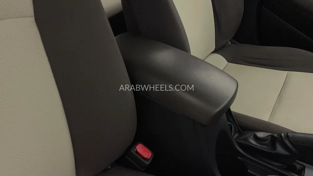 تويوتا كورولا 2020 for Sale in دبي Image-31