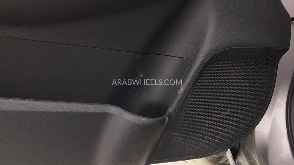 تويوتا يارس 2023 for Sale in دبي Image-20