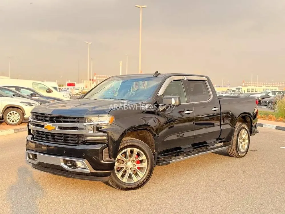Chevrolet Silverado 2020 for Sale in Dubai Image-4