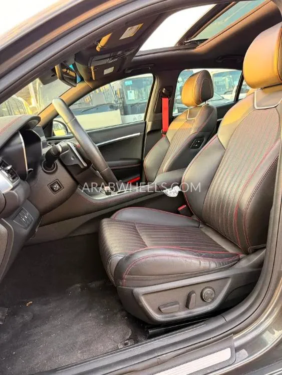 Genesis G70 2023 for Sale in Dubai Image-16