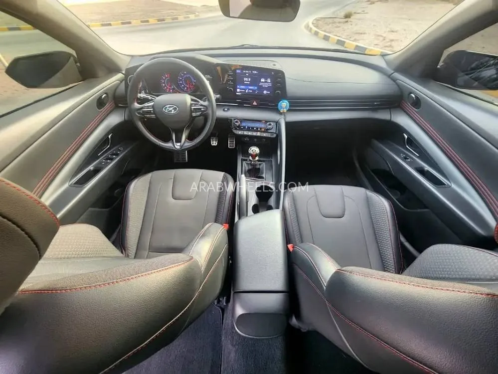 هيونداي إلنترا 2022 for Sale in الشارقة Image-6