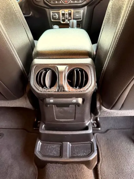 جيب رانجلر 2021 for Sale in دبي Image-14