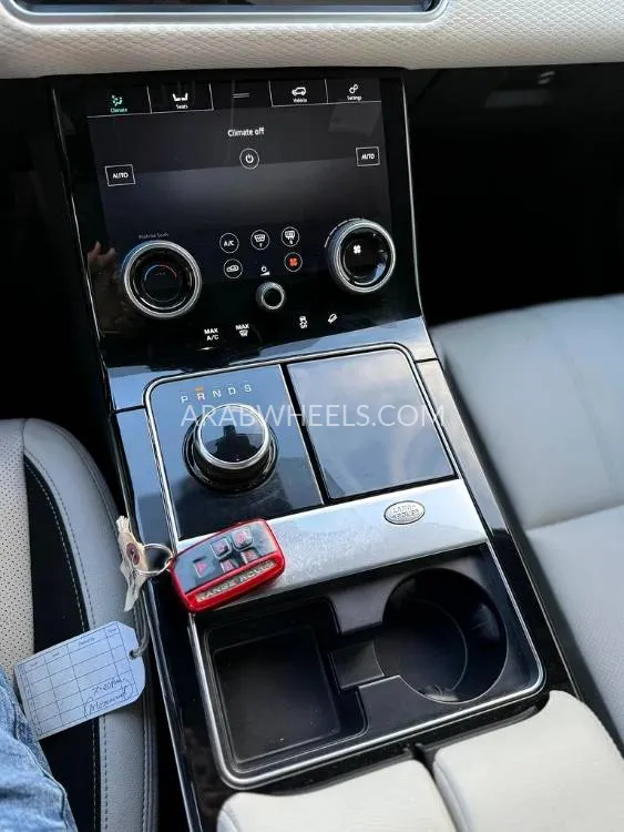 Land Rover Range Rover Velar 2019 for Sale in Dubai Image-18