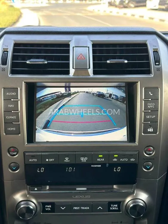 Lexus GX 2018 for Sale in Dubai Image-16