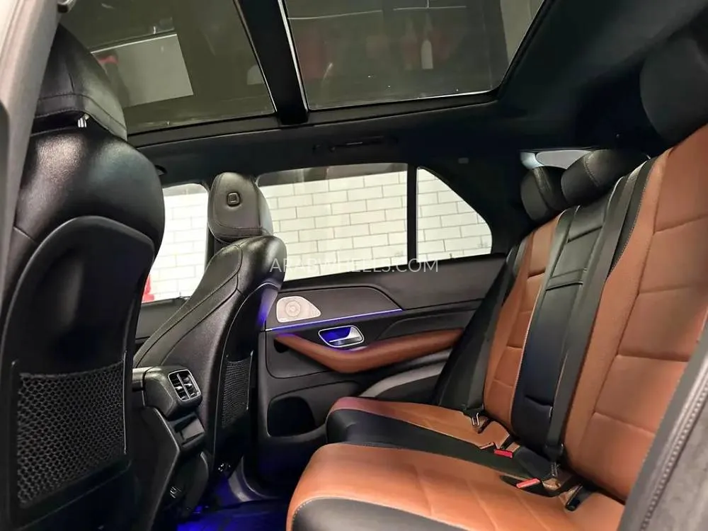 Mercedes Benz GLE Class 2021 for Sale in Dubai Image-4