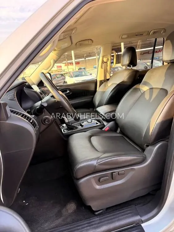 Nissan Armada 2021 for Sale in Dubai Image-7