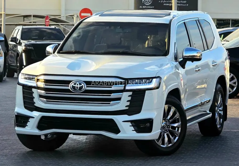 Toyota Land Cruiser 2015 for Sale in Sharjah Image-2