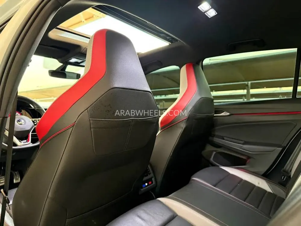 Volkswagen Golf GTI 2021 for Sale in Sharjah Image-3