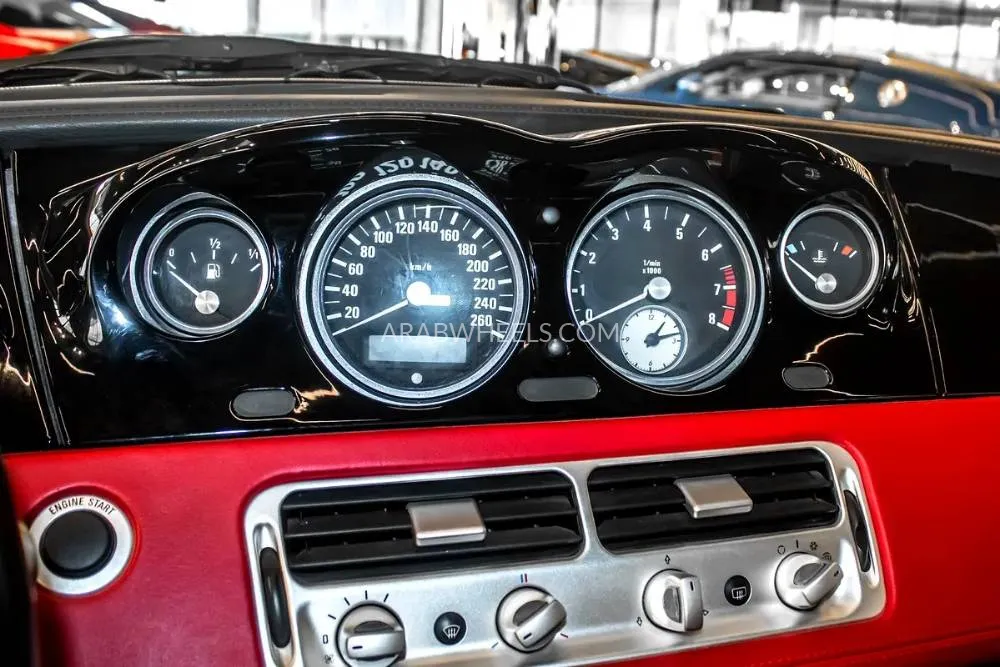 BMW Z8 2002 for Sale in Abu Dhabi Image-3