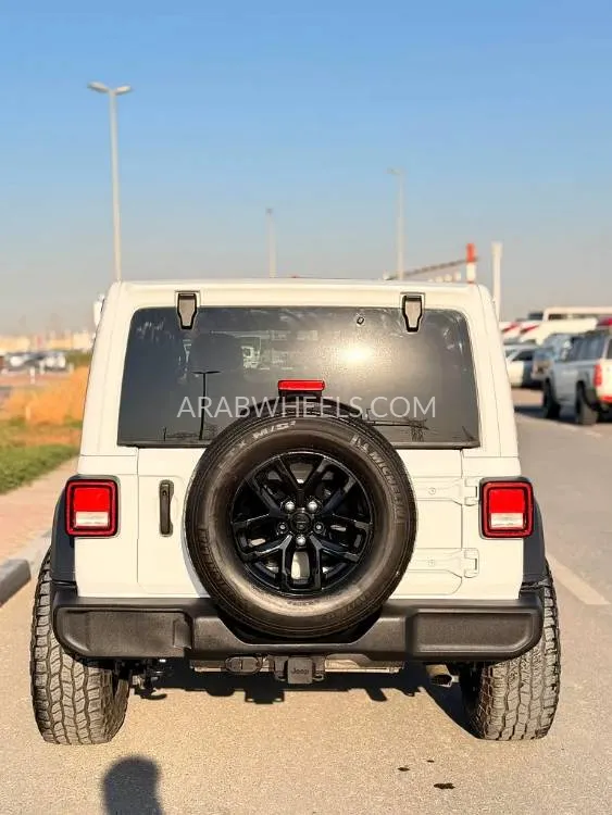 Jeep Wrangler 2023 for Sale in Dubai Image-13