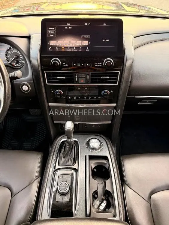 Nissan Armada 2021 for Sale in Dubai Image-5