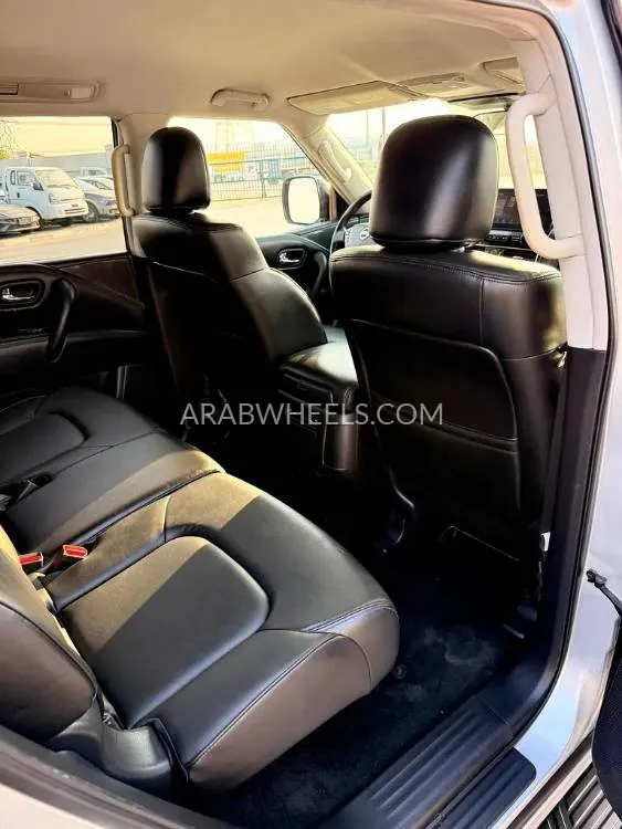 Nissan Armada 2022 for Sale in Dubai Image-17