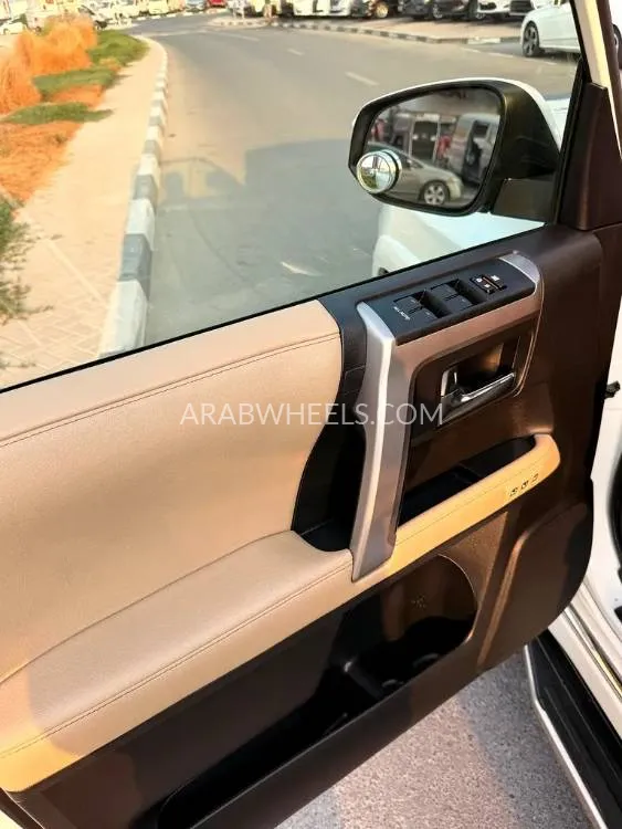 تويوتا 4رنر 2020 for Sale in دبي Image-2