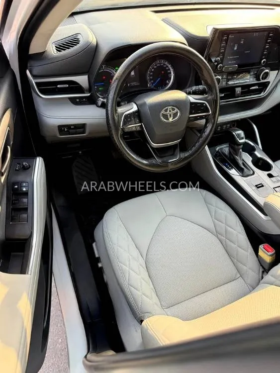 تويوتا جراند هايلاندر 2022 for Sale in دبي Image-11