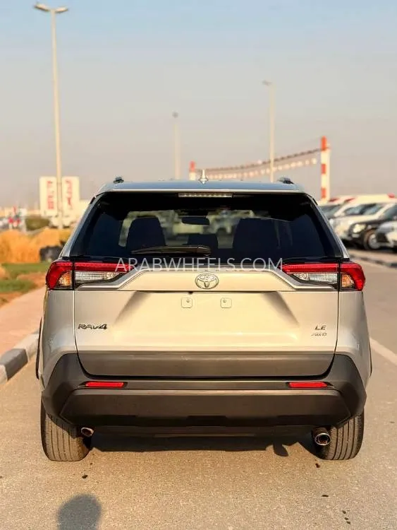 تويوتا راف 4 2019 for Sale in دبي Image-16