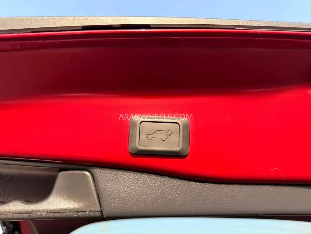 Toyota Rav4 2022 for Sale in Dubai Image-6