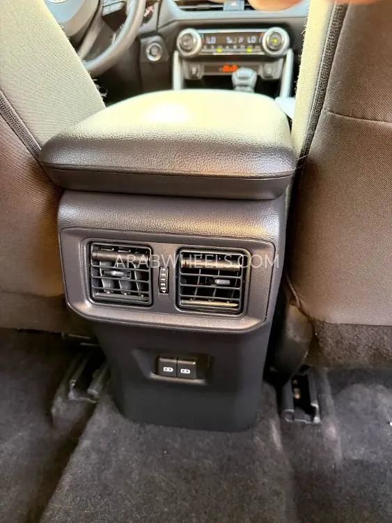 تويوتا راف 4 2025 for Sale in دبي Image-5