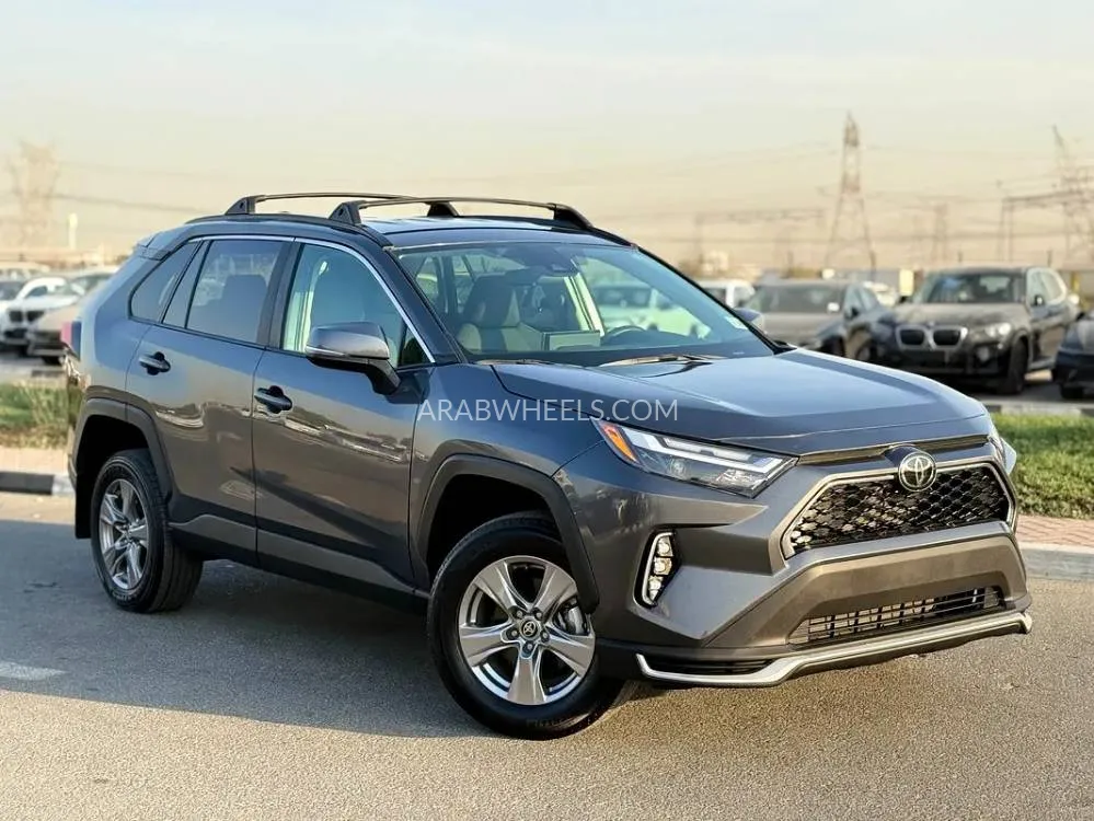 تويوتا راف 4 2025 for Sale in دبي Image-6