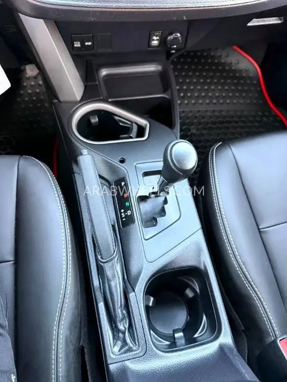 Toyota Rav4 2016 for Sale in Dubai Image-18