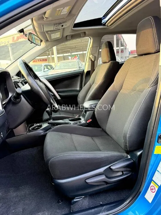Toyota Rav4 2016 for Sale in Dubai Image-8