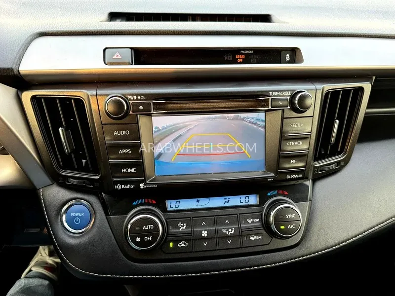 Toyota Rav4 2016 for Sale in Dubai Image-13
