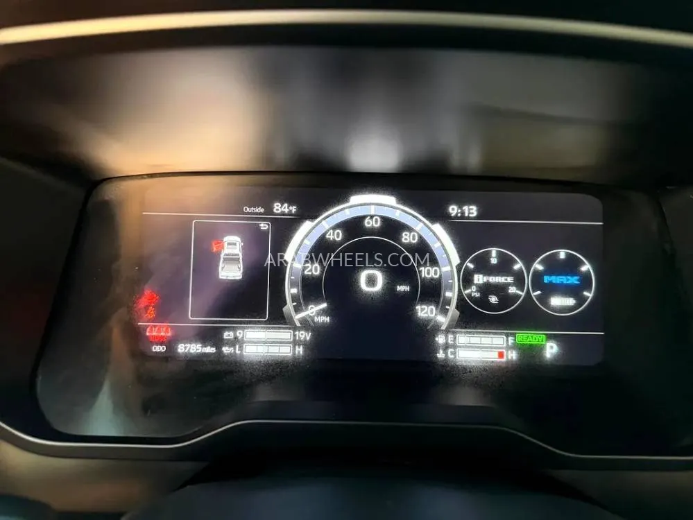 Toyota Tundra 2024 for Sale in Dubai Image-9