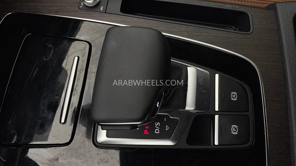 Audi Q5 2024 for Sale in Dubai Image-18