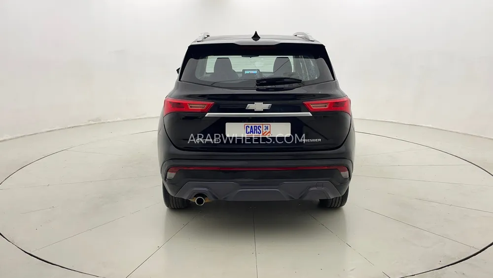 Chevrolet Captiva 2023 for Sale in Dubai Image-4