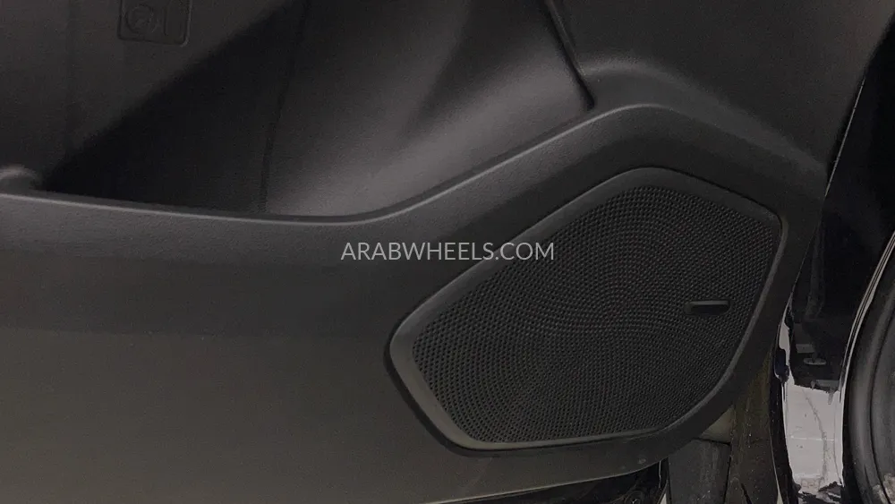 Chevrolet Captiva 2023 for Sale in Dubai Image-23