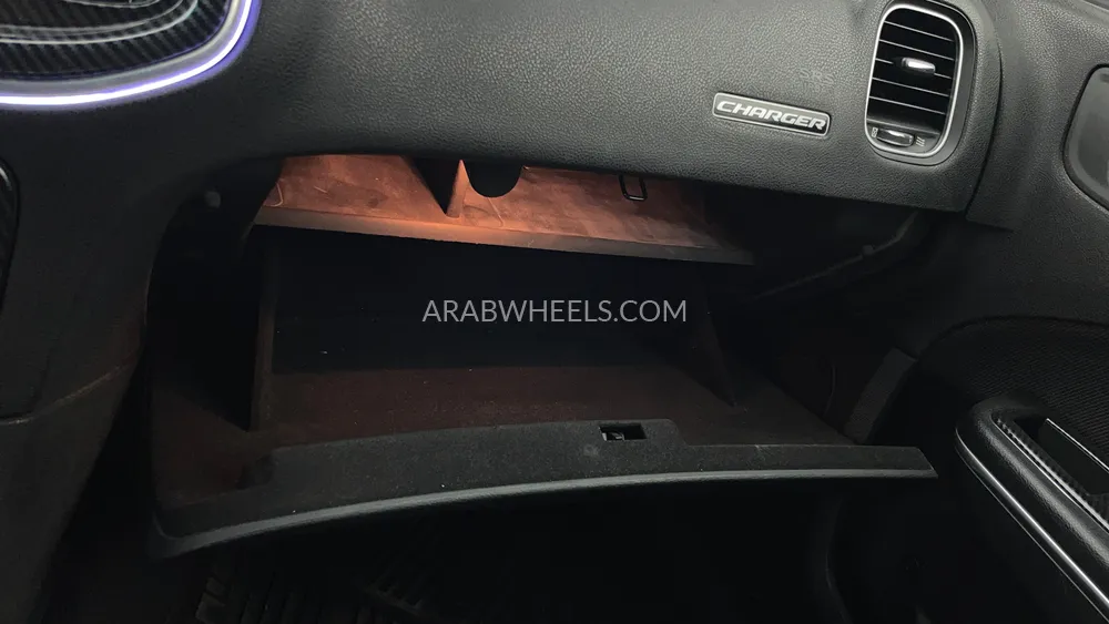 Dodge Charger 2018 for Sale in Dubai Image-31