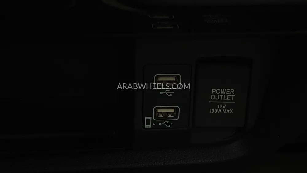 Honda City 2024 for Sale in Dubai Image-38