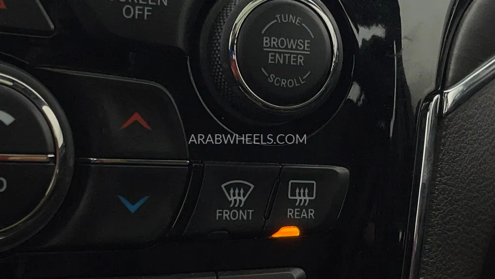 Jeep Grand Cherokee 2019 for Sale in Dubai Image-48