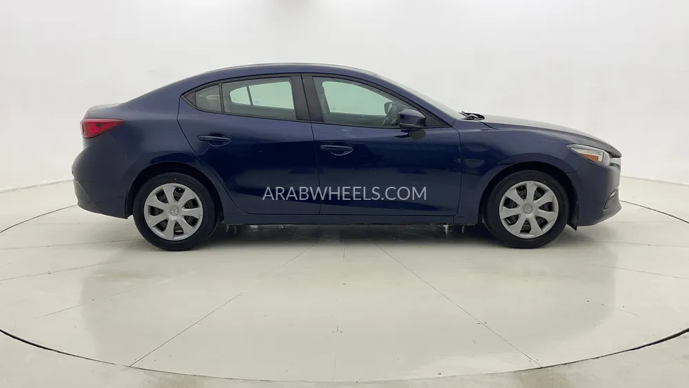 Mazda 3 2018 for Sale in Dubai Image-2