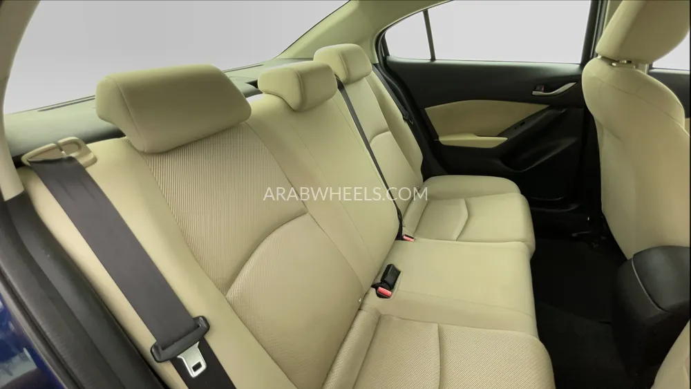 Mazda 3 2018 for Sale in Dubai Image-23