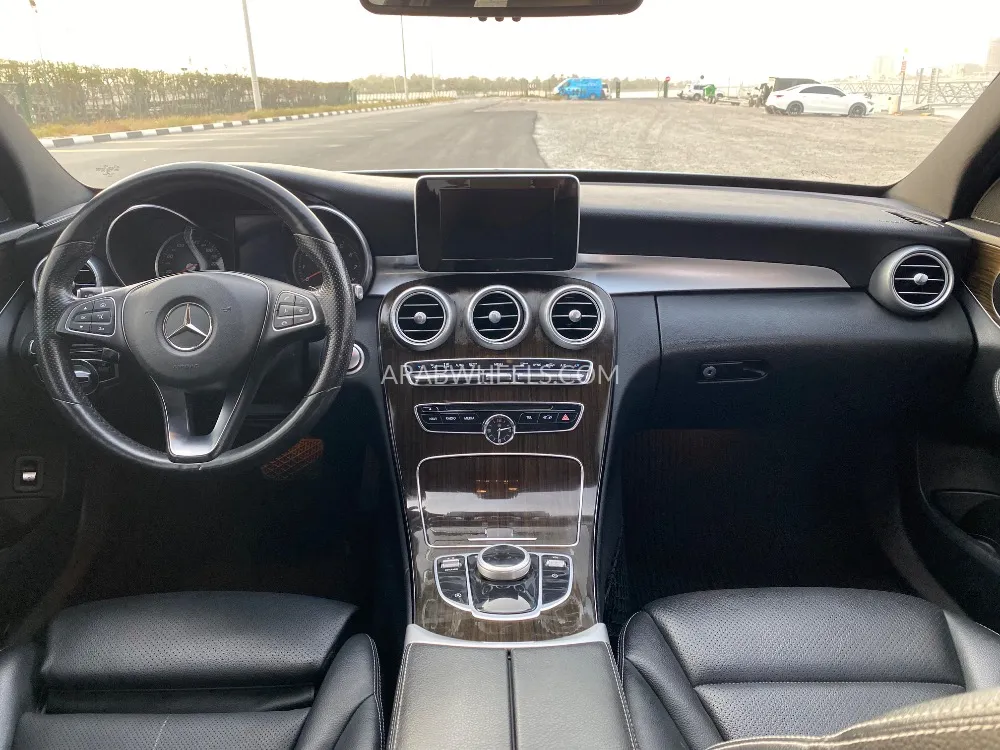 Mercedes Benz C Class 2018 for Sale in Dubai Image-4