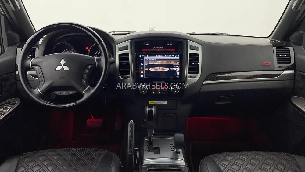 Mitsubishi Pajero 2020 for Sale in Dubai Image-12