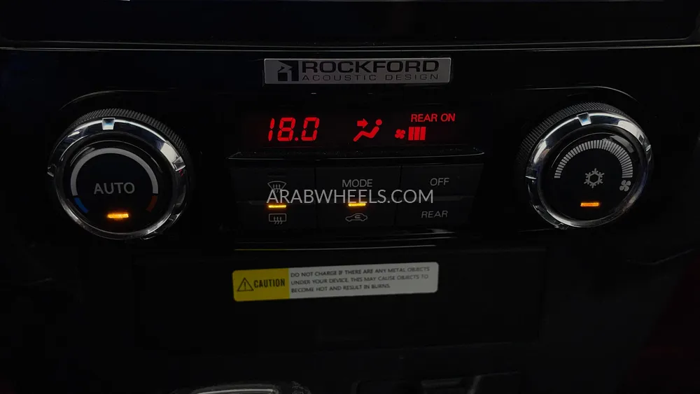 Mitsubishi Pajero 2020 for Sale in Dubai Image-43