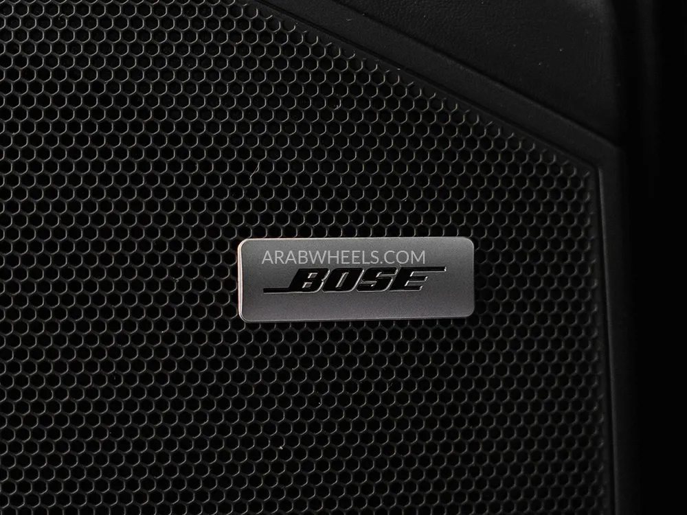 Porsche Cayenne 2024 for Sale in Dubai Image-10