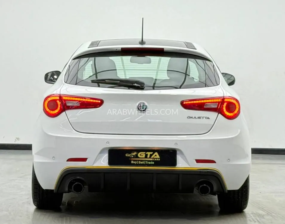 Alfa Romeo Giulietta 2021 for Sale in Dubai Image-5