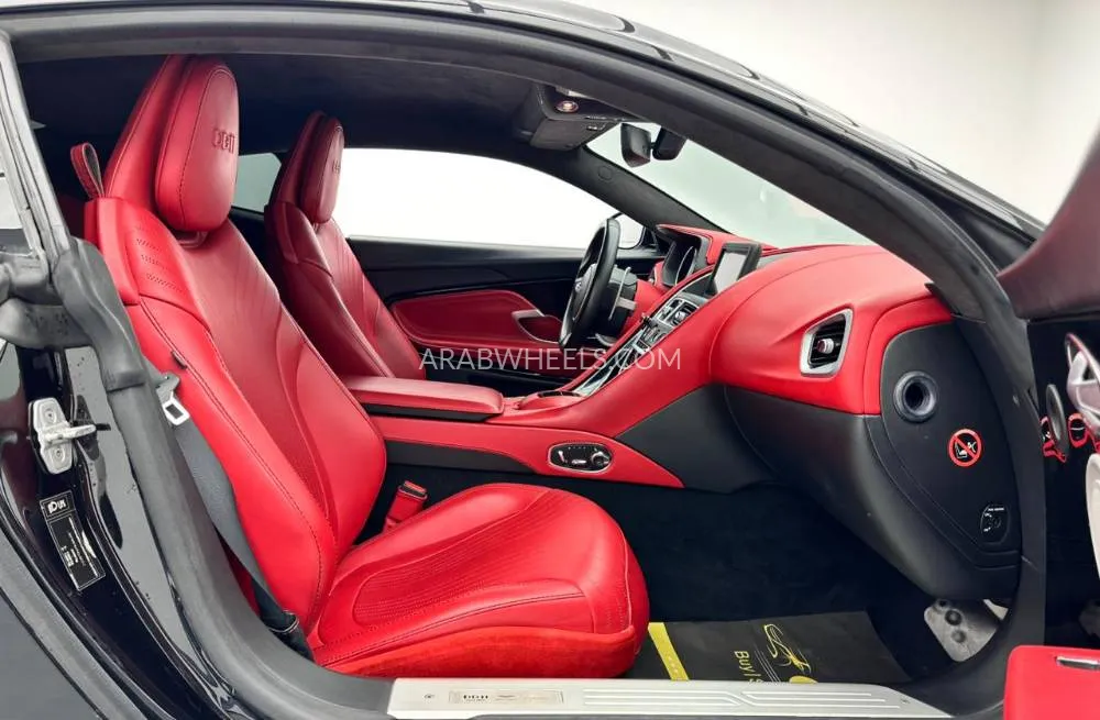 Aston Martin DB11 2017 for Sale in Dubai Image-16